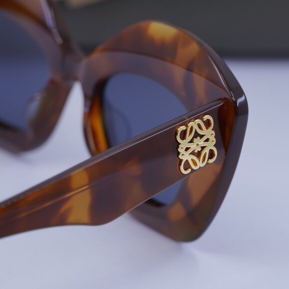Loewe LW40127I 53V Cat Eye Sunglasses – Blonde Havana\\Blue main image 4